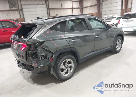 2022 Hyundai Tucson Sel z USA, uszkodzony, nr VIN 5NMJBCAE3NH125964